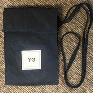 Y-3 logo patch pocket bag